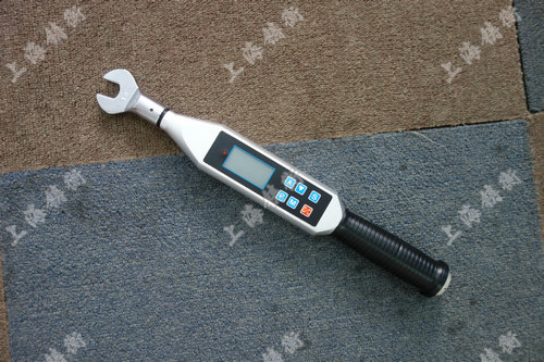 ���@Ť������