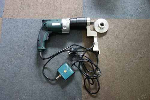 電動扭矩扳手