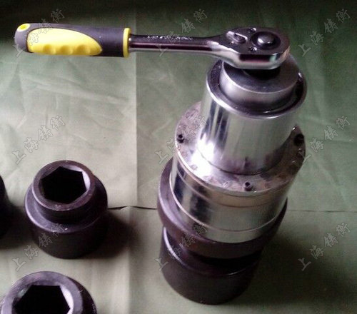 力矩扳手放大器