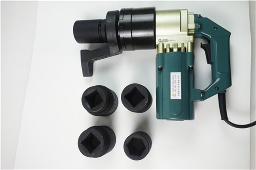 �ߏ�(qi��ng)��˨늄�(d��ng)Ť�ذ���