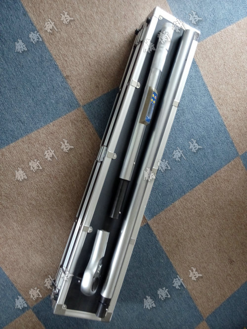 數顯扭矩扳手圖片
