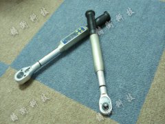 ���@Ť����������